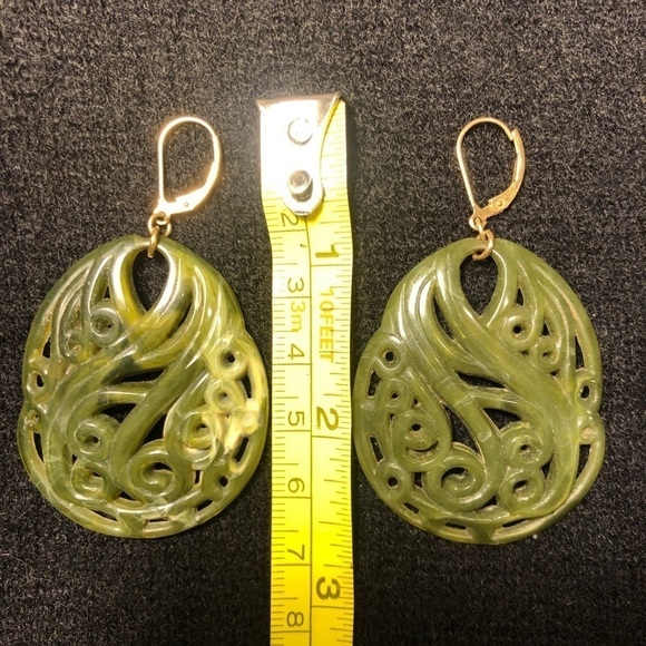 🇻🇳 Amazing Asian Jade looking earrings from a boutique in Saigon, Vietnam - Picture 3 of 7